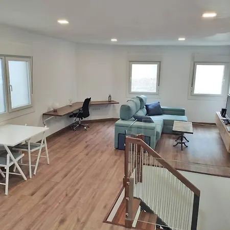 Apartamento Duplex En El Corazón Del Casco Vello Vigués